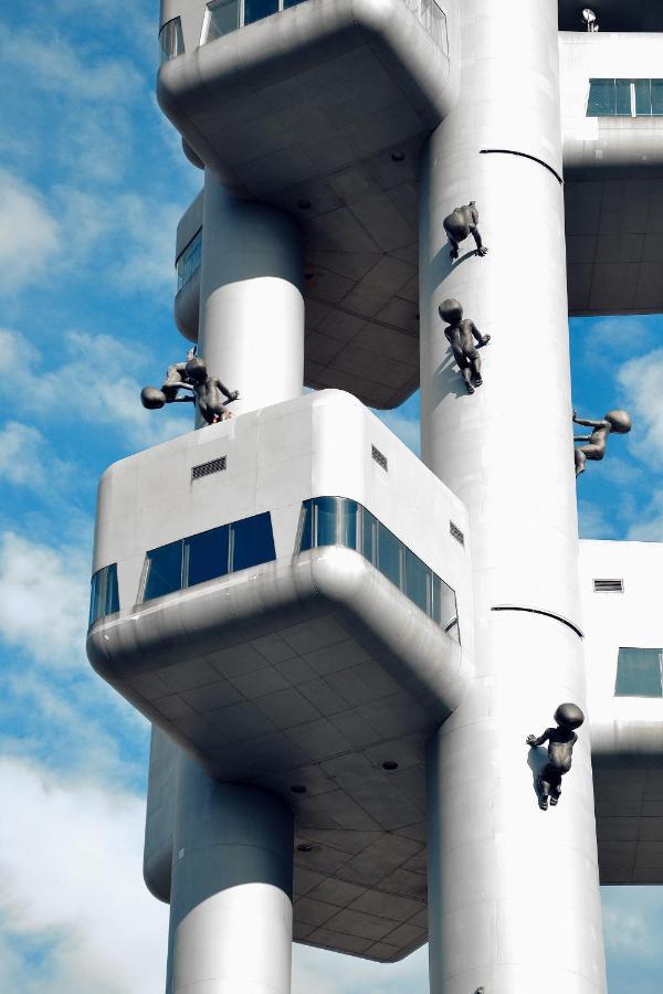 Sky Suite Hotel براغ المظهر الخارجي الصورة